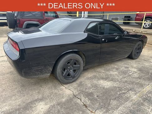 Used 2012 Dodge Challenger SXT w/ Sound Group RWD image 4