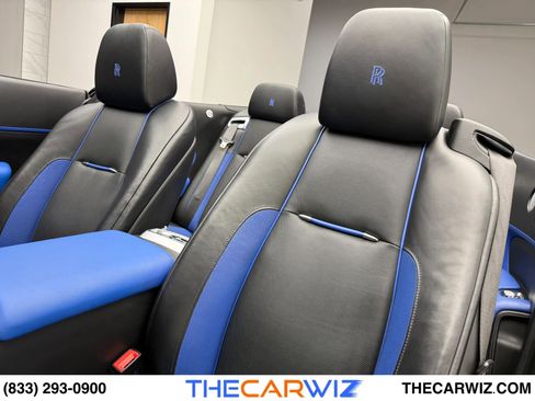 Used 2019 Rolls-Royce Dawn image 27