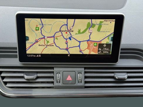 Used 2018 Audi Q5 Premium Plus w/ Premium Plus Package image 29