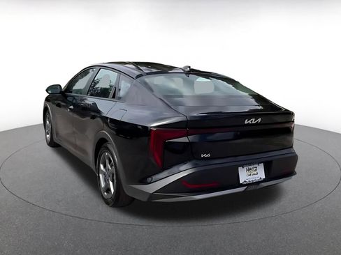 Used 2025 Kia K4 LXS image 9