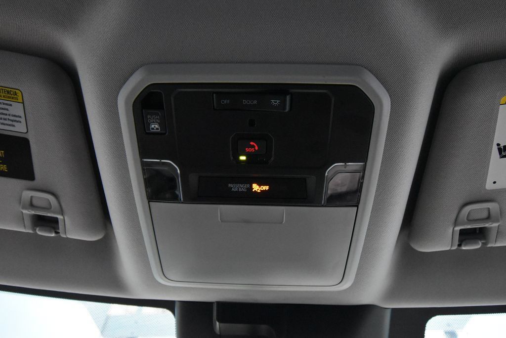 Used 2023 Toyota Tundra SR5 w/ SR5 Convenience Package AWD/4WD image 21