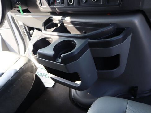 Used 2011 Ford E-250 and Econoline 250 w/ PWR Group image 27