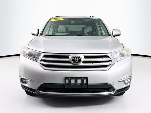 Used 2012 Toyota Highlander Limited image 2