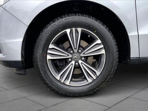 Used 2018 Acura MDX SH-AWD image 11