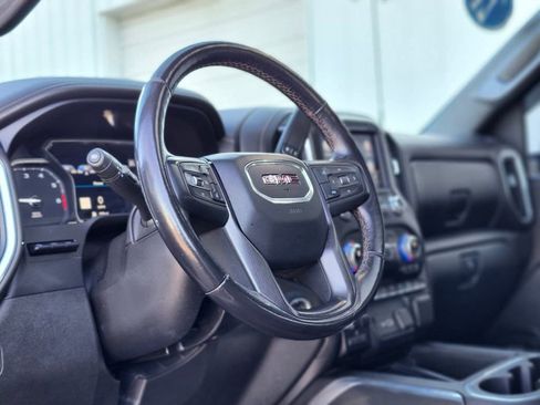 Used 2021 GMC Sierra 2500 AT4 w/ AT4 Premium Plus Package AWD/4WD image 17