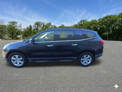 Used 2011 Chevrolet Traverse LT w/ Personal Connectivity Package AWD/4WD image 9
