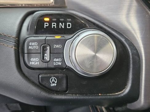 Used 2022 RAM 1500 Limited w/ Body Color Bumper Group image 19