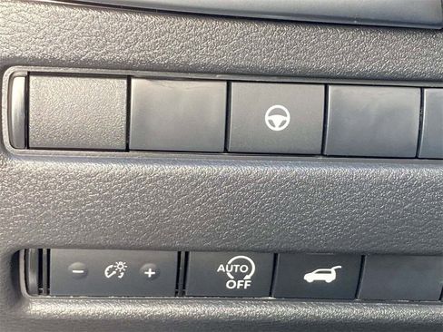 New 2026 Nissan Rogue SV image 32