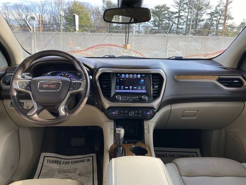 Used 2017 GMC Acadia Denali w/ Technology Package image 29