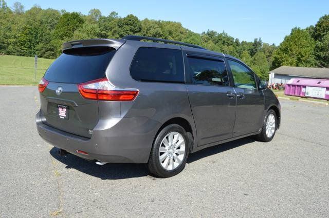 Used 2015 Toyota Sienna XLE Premium AWD/4WD image 8