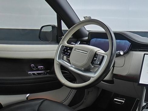 Used 2024 Land Rover Range Rover Autobiography AWD/4WD image 23