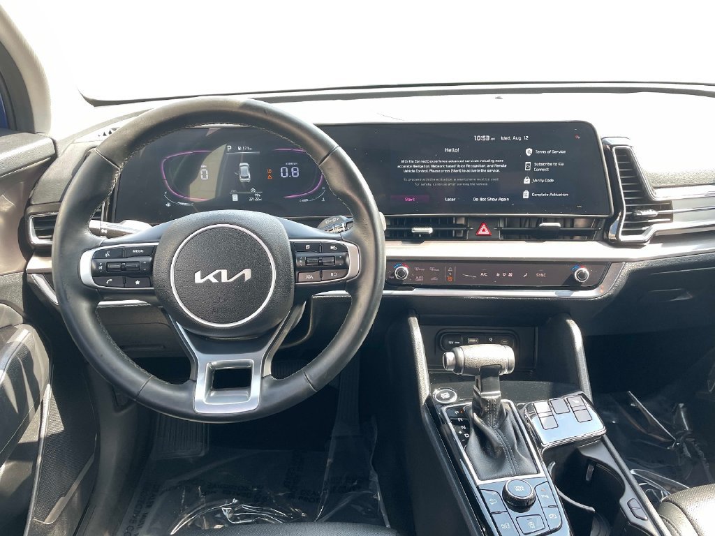 Used 2025 Kia Sportage EX FWD image 13