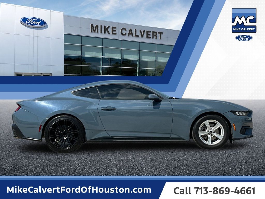Used 2024 Ford Mustang Coupe RWD image 6