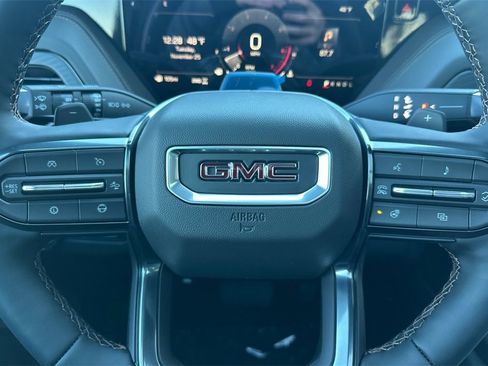 New 2026 GMC Yukon XL AT4 image 23