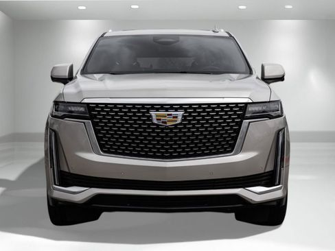 Used 2021 Cadillac Escalade Premium Luxury w/ Driver Assist Tech Package image 5