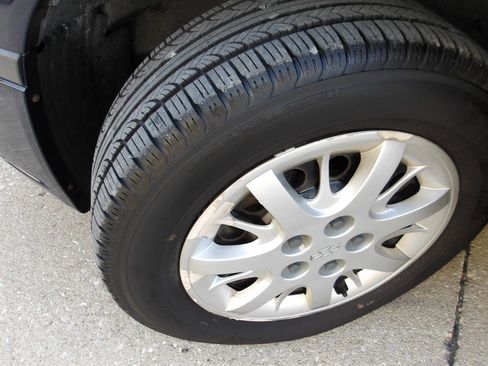 Used 2002 Chevrolet Impala w/ Preferred Equipment Group image 37