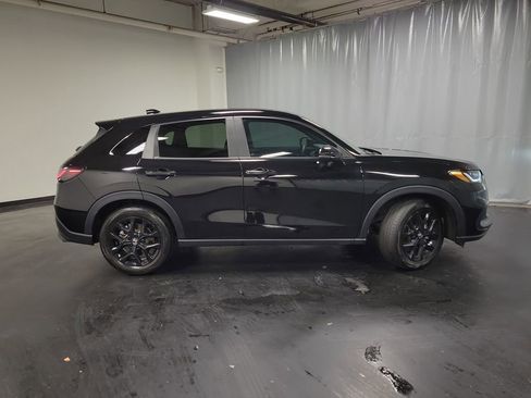 Used 2025 Honda HR-V Sport image 9