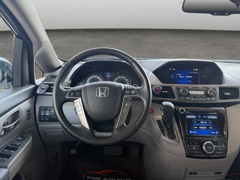 Used 2016 Honda Odyssey Touring Elite image 30