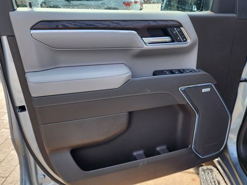 New 2026 GMC Sierra 1500 SLT w/ SLT Premium Plus Package image 14