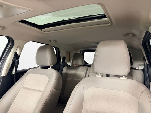 Used 2020 Ford EcoSport SE w/ SE Convenience Package image 32