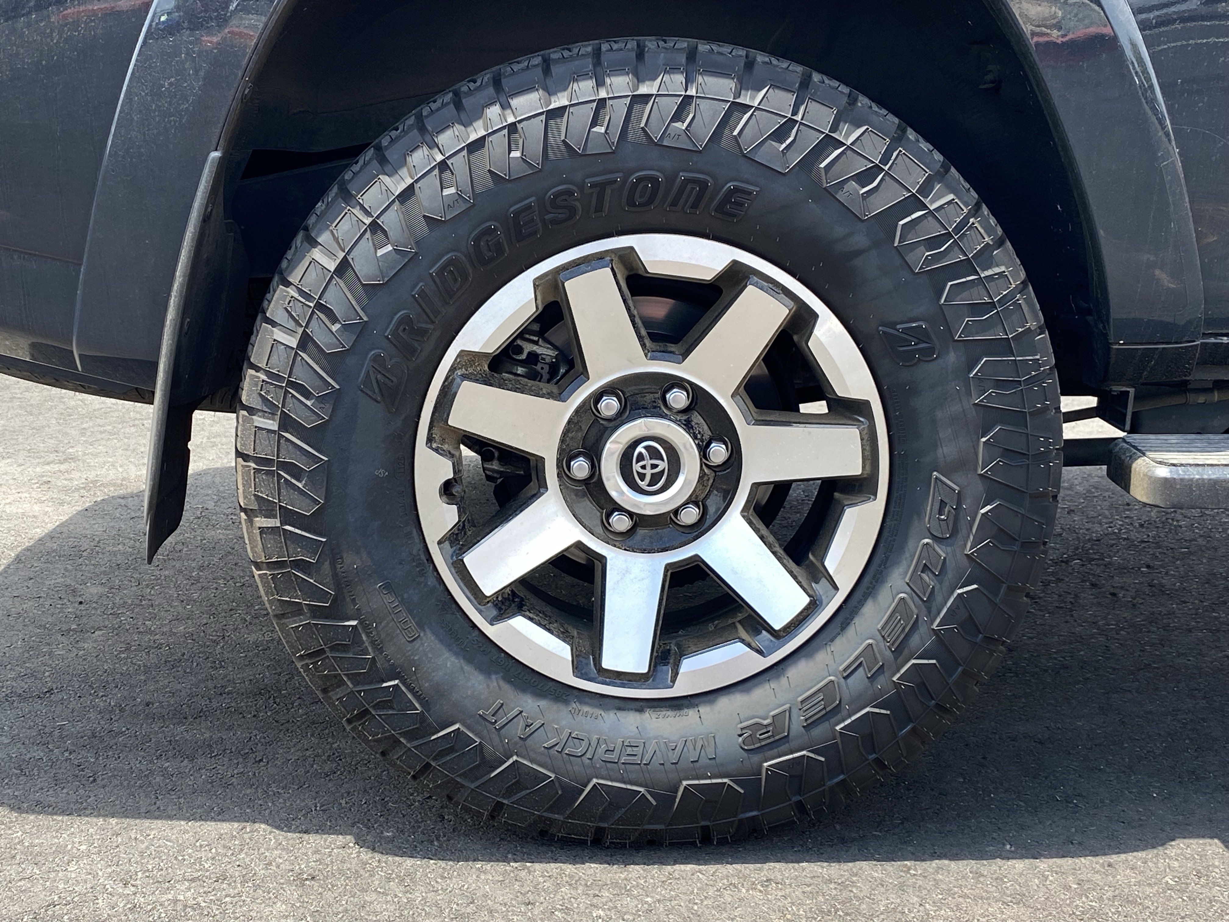 Used 2024 Toyota 4Runner TRD Off-Road Premium w/ Moonroof Package AWD/4WD image 9