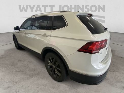 Used 2023 Volkswagen Tiguan SE FWD image 6