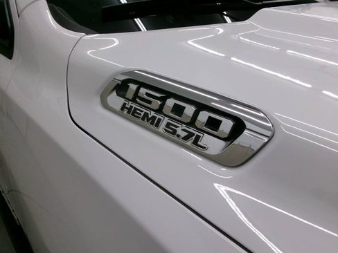 Used 2020 RAM 1500 Big Horn AWD/4WD image 16
