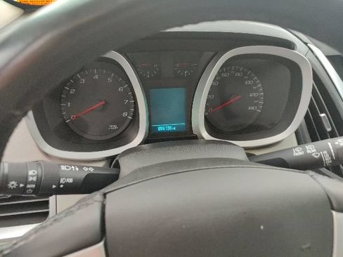 Used 2016 Chevrolet Equinox LTZ w/ Enhanced Convenience Package FWD image 23