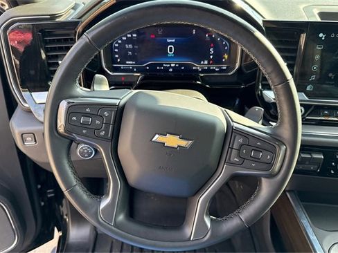 Used 2024 Chevrolet Silverado 1500 High Country w/ Technology Package image 16