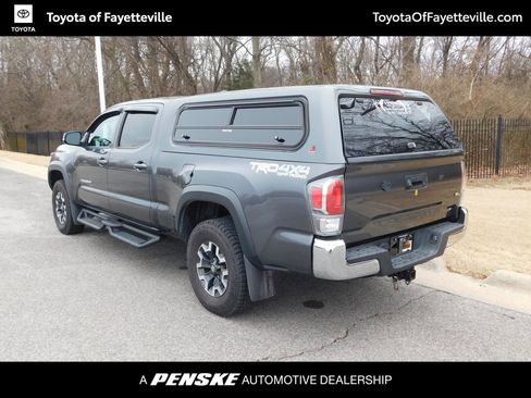 Used 2021 Toyota Tacoma TRD Off-Road image 9