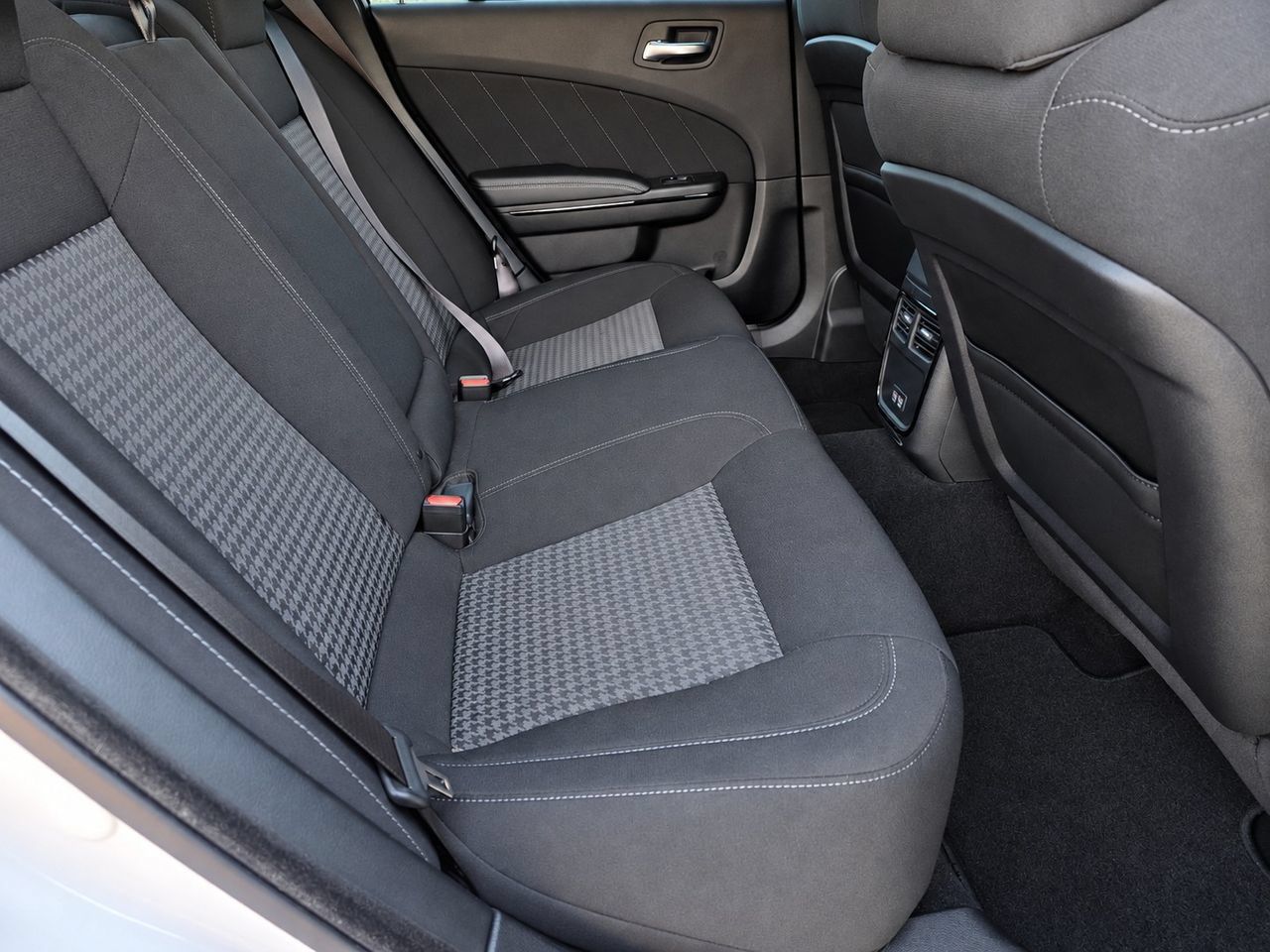 Used 2023 Dodge Charger R/T w/ Blacktop Package RWD image 32