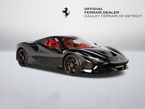 Certified 2021 Ferrari F8 Tributo image 17