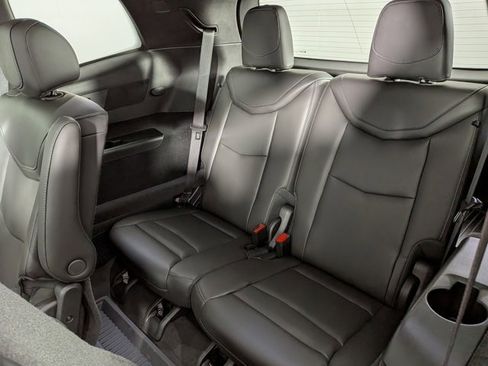 New 2025 Cadillac XT6 Premium Luxury image 31