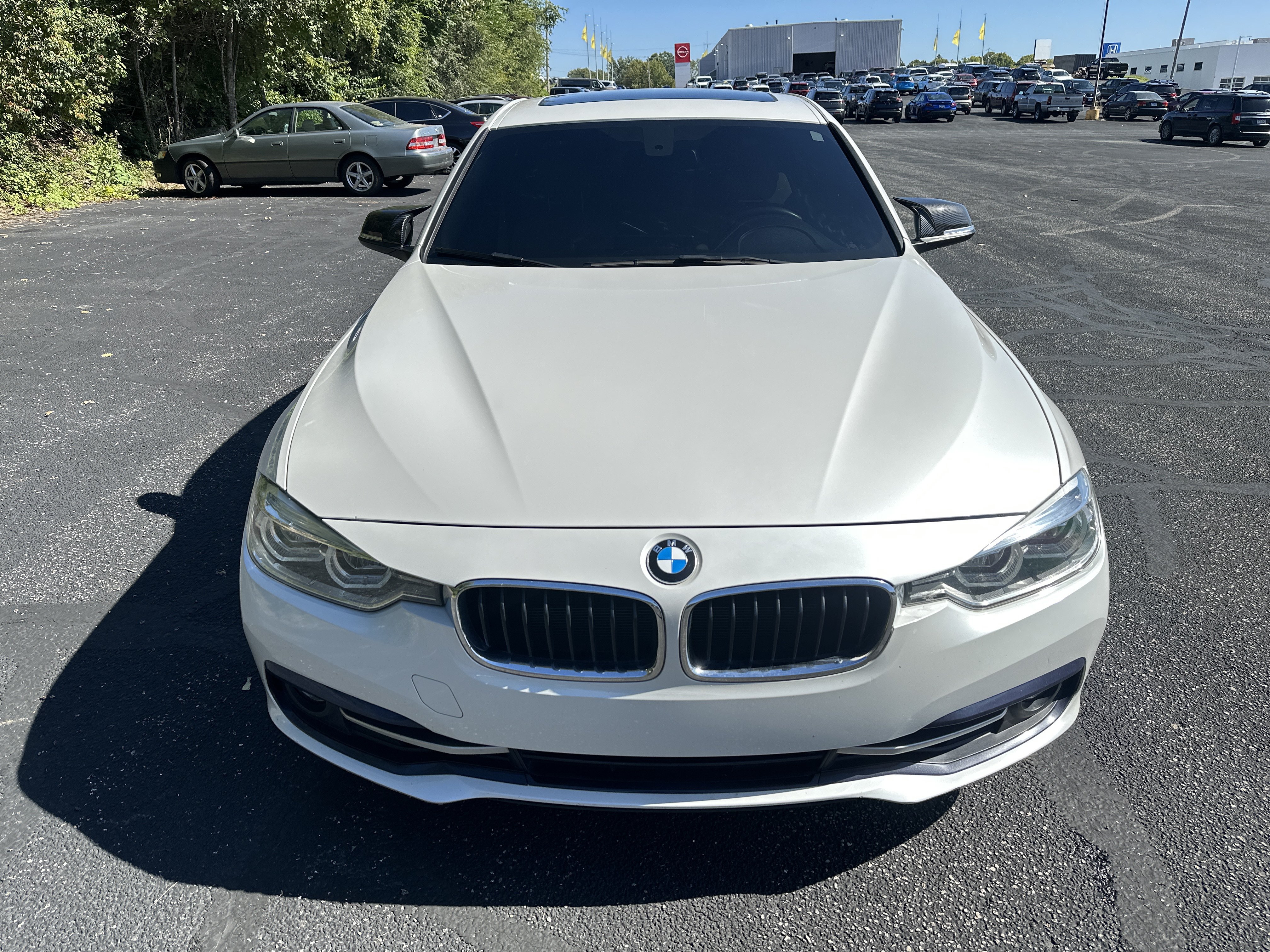 Used 2018 BMW 330i xDrive Sedan w/ Convenience Package AWD/4WD image 2