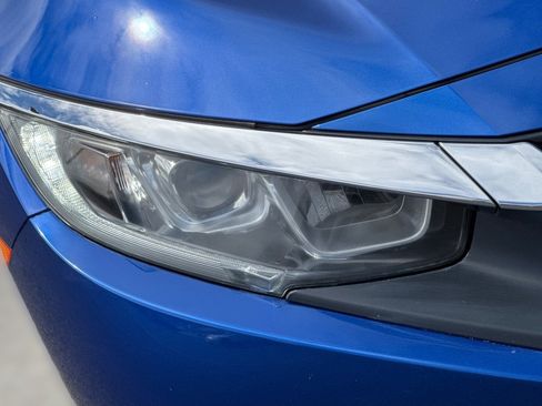 Certified 2018 Honda Civic EX image 11