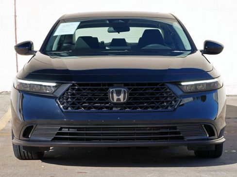 Used 2025 Honda Accord SE image 6
