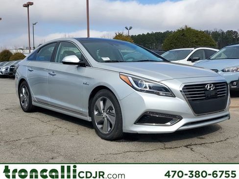Used 2017 Hyundai Sonata Limited w/ Ultimate Package 02 image 1