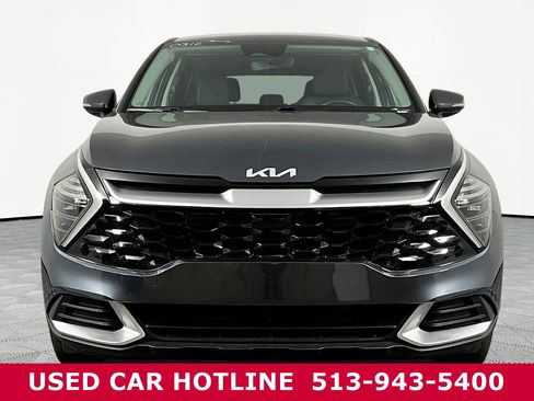 Used 2025 Kia Sportage EX image 2