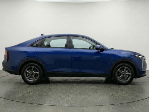 Used 2025 Kia K4 LXS image 11