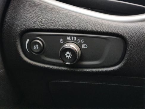 Used 2024 Chevrolet Malibu LT image 23