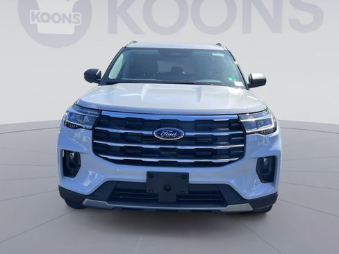 New 2025 Ford Explorer Active w/ Active Comfort Package image 11