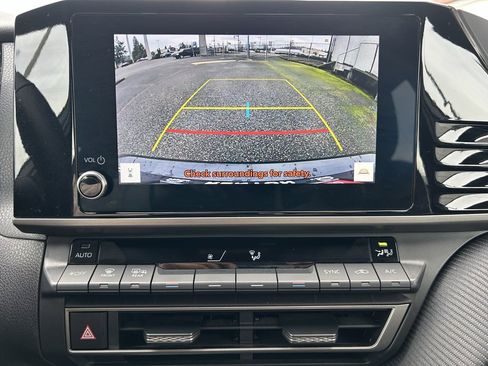 Certified 2025 Toyota Camry SE image 22