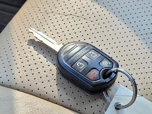 Used 2014 Ford F150 Lariat w/ Equipment Group 502A Luxury image 31