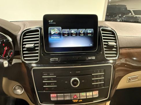 Used 2019 Mercedes-Benz GLS 450 4MATIC w/ Premium 1 Package image 23