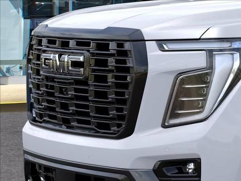 New 2026 GMC Yukon Denali Ultimate AWD/4WD image 13