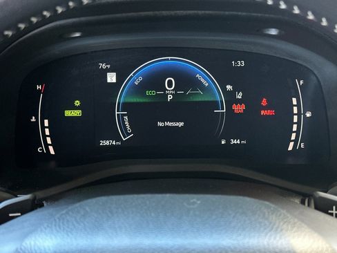 Used 2025 Toyota Camry SE w/ Multimedia Upgrade Package FWD image 21