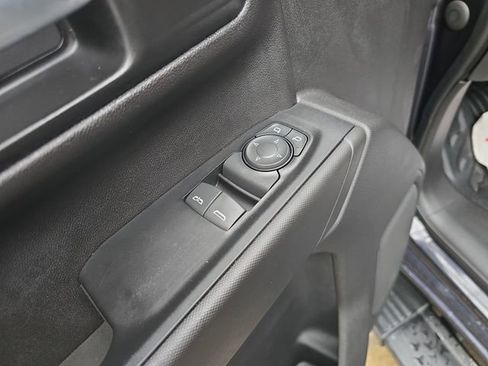 Used 2022 Chevrolet Silverado 1500 W/T w/ WT Value Package image 11