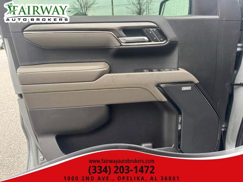 Used 2023 Chevrolet Silverado 1500 ZR2 w/ Technology Package image 27