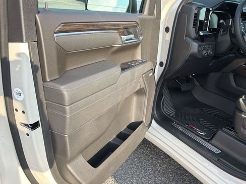 New 2026 Chevrolet Silverado 1500 RST w/ RST All Star Premium Package AWD/4WD image 14