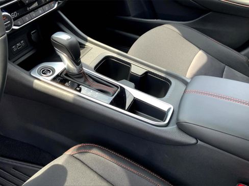 New 2025 Nissan Sentra SR image 9